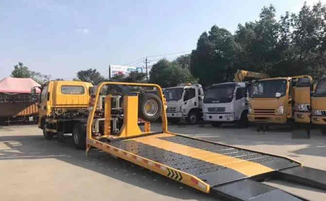 前山汽车中途维修案例
